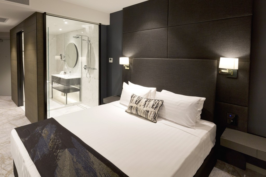 Crowne Plaza Christchurch features 204 rooms