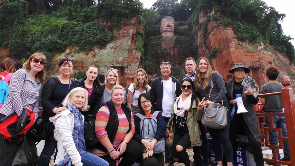 LOW RES Group in front of the Leshan Giant Buddha