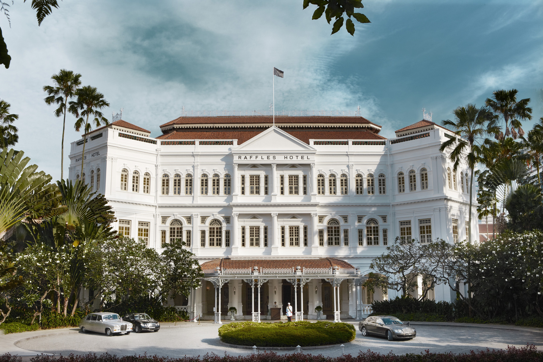 Raffles Hotel Singapore - Hotel Facade 1
