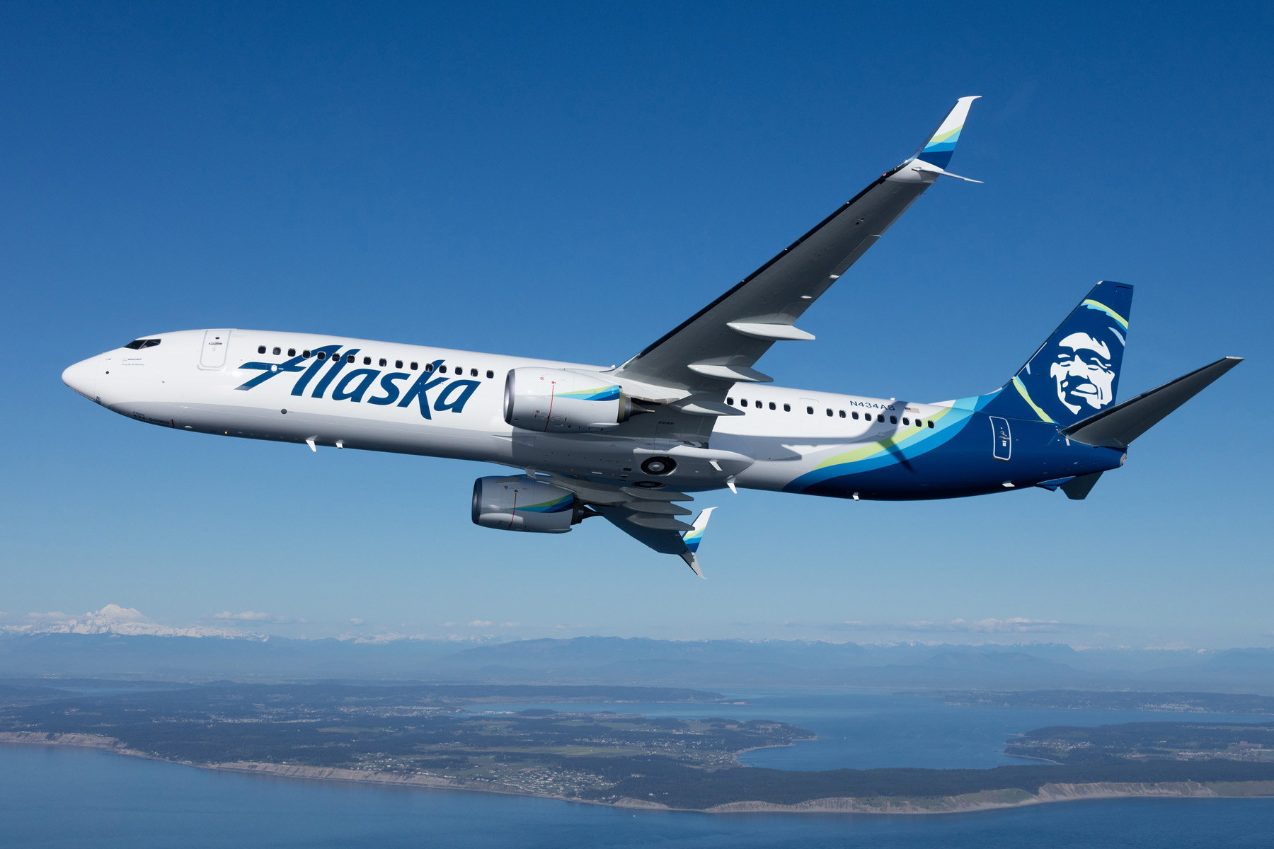 Alaska Airlines jet forced to land due to naked man in 