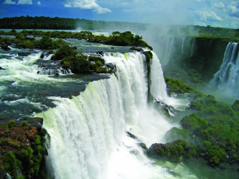 Iguazu-Falls APT