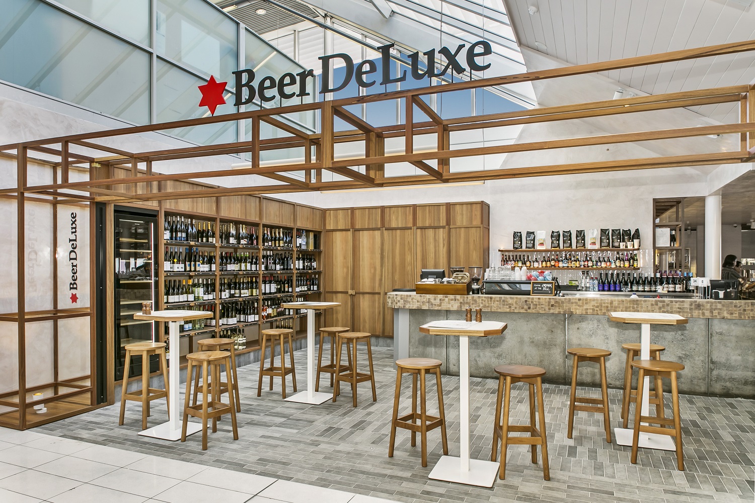 Sydney Airport unveils Beer DeLuxe at T2 Domestic terminal