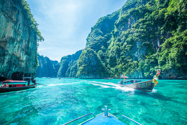 Intrepid Travel-Thailand_Phi Phi Islands_Ryan Bolton2845