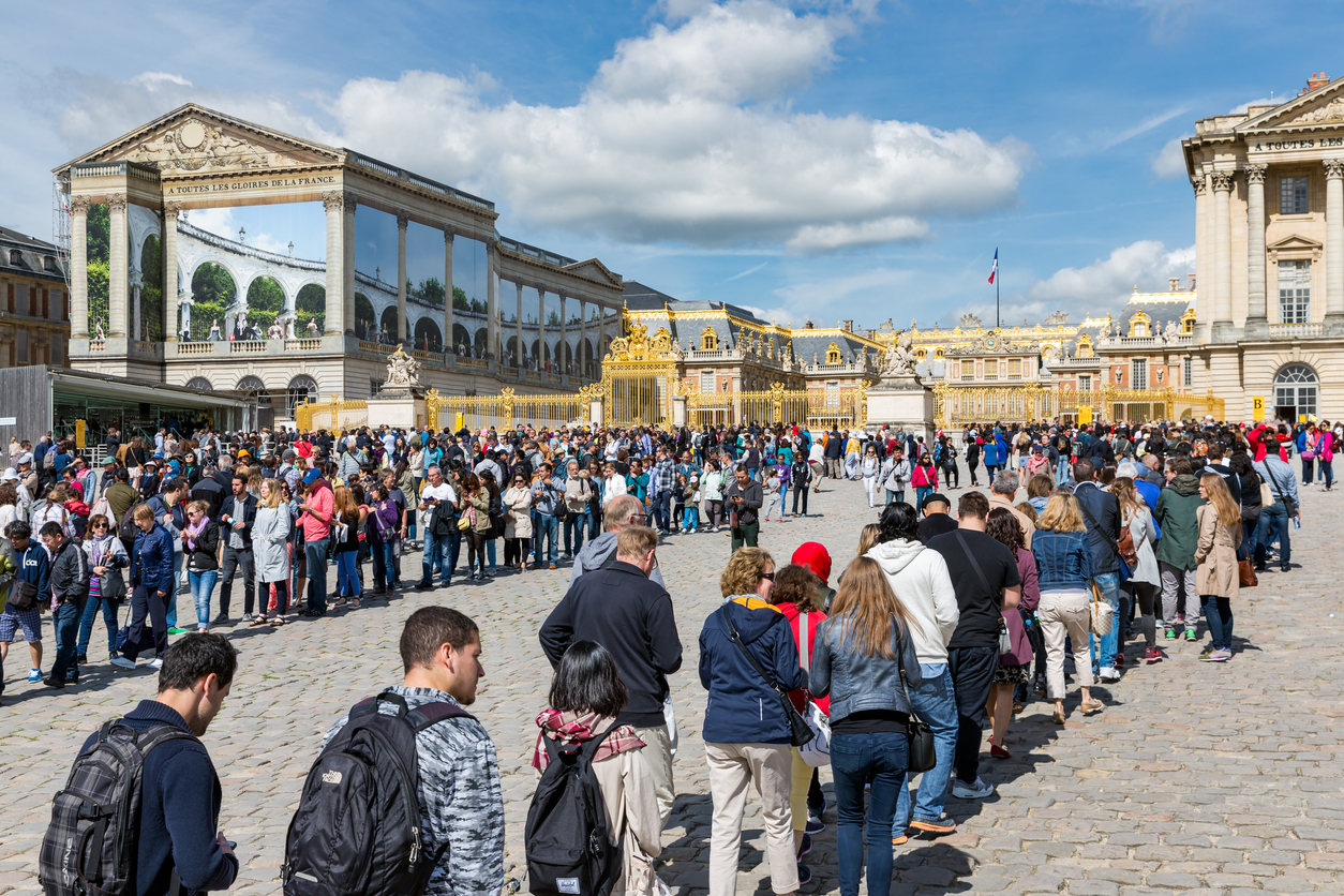 Where you'll find the longest queues for tourist attractions - Travel Weekly