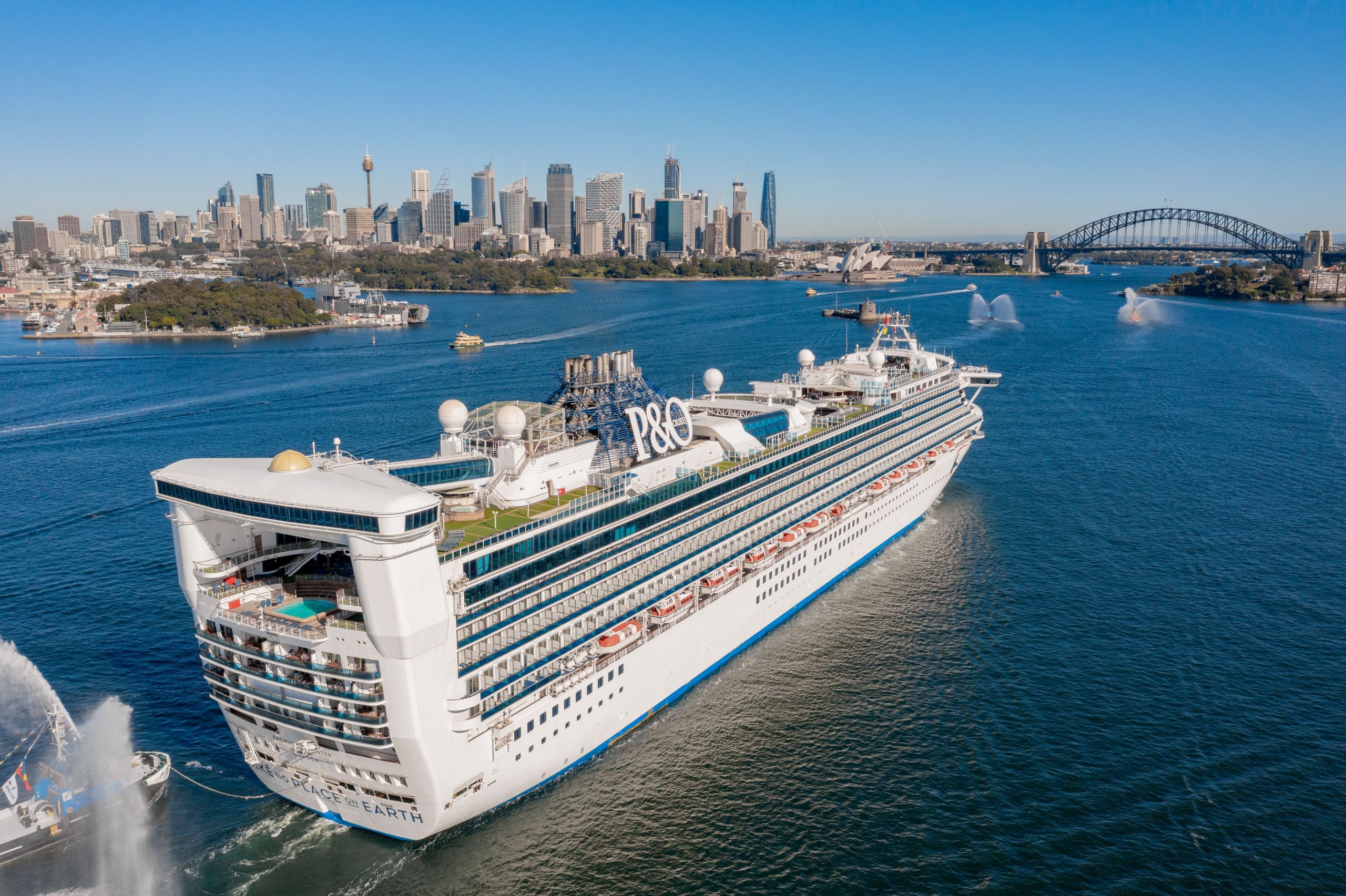 cargo ship cruises australia